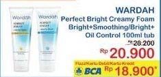 Promo Harga WARDAH Perfect Bright Facial Foam Bright + Oil Control 100 ml - Indomaret