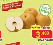 Promo Harga Pear Singo per 100 gr - Superindo