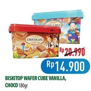 Promo Harga Biskitop Wafer Cube Chocolate, Vanilla Milk 180 gr - Hypermart