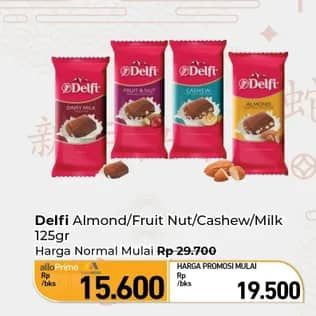 Promo Harga Delfi Chocolate Almond, Almonds, Fruit Nut, Cashew, Cashews, Dairy Milk 125 gr - Carrefour