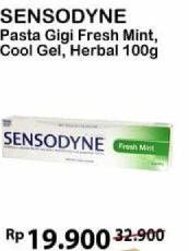 Promo Harga SENSODYNE Pasta Gigi Freshmint, Cool Gel, Herbal 100 gr - Alfamart