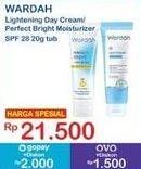 Promo Harga WARDAH Lightening Day Cream/ Perfect Bright Moisturizer SPF 28 20g  - Indomaret