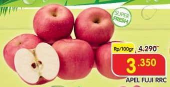 Apel Fuji RRC per 100 gr Diskon 21%, Harga Promo Rp3.350, Harga Normal Rp4.290