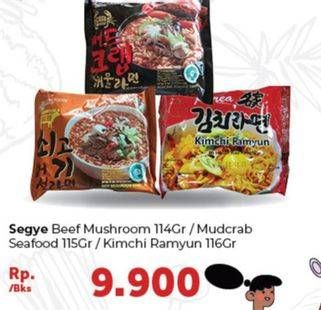 Promo Harga SEGYE Mie Ramyun Beef Mushroom, Mudcrab Seafood, Kimchi  - Carrefour