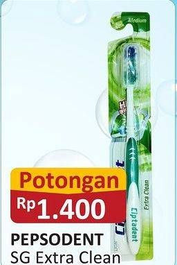 Promo Harga Pepsodent Sikat Gigi Deep Clean Medium 1 pcs - Alfamart
