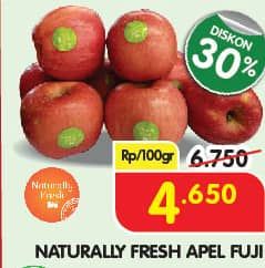 Promo Harga Naturally Fresh Apel Fuji per 100 gr - Superindo