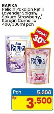 Promo Harga So Klin Rapika Pelicin Pakaian Lavender Splash, Sakura Strawberry, Korean Camellia 400 ml - Indomaret