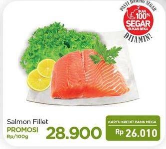 Promo Harga Salmon Fillet per 100 gr - Carrefour