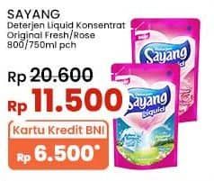Promo Harga Sayang Liquid Detergent Original Fresh, Lavender, Rose 800 ml - Indomaret