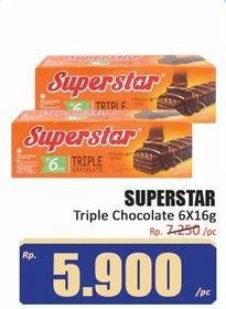 Promo Harga Roma Superstar Wafer Triple Chocolate per 6 pcs 18 gr - Hari Hari