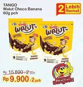 Promo Harga TANGO Walut Choco Banana per 2 pouch 60 gr - Indomaret