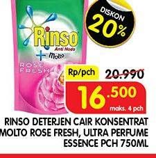 Promo Harga RINSO Liquid Detergent + Molto Pink Rose Fresh, + Molto Purple Perfume Essence 750 ml - Superindo