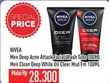 Promo Harga NIVEA MEN Deep Mud Facial Foam Bright Oil Clear, Scrub Acne Attack 100 ml - Hypermart