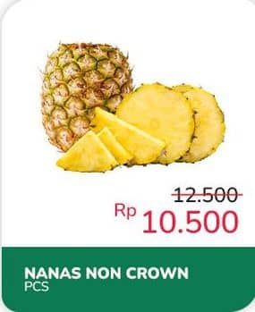 Promo Harga Nanas Crownless  - Indomaret