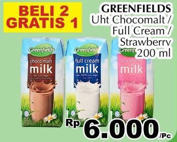 Promo Harga GREENFIELDS UHT Choco Malt, Strawberry, Full Cream 200 ml - Giant