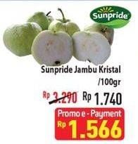 Promo Harga SUNPRIDE Jambu Crystal per 100 gr - Hypermart