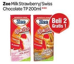 Promo Harga ZEE Up & Go UHT Strawberry, Swiss Chocolate 200 ml - Carrefour