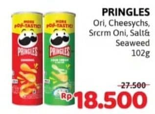 Promo Harga Pringles Potato Crisps Original, Cheesy Cheese, Sour Cream Onion, Salt Seaweed 107 gr - Alfamidi