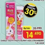 Promo Harga Darlie Toothpaste Bunny Kids for Kid Strawberry 40 gr - Superindo