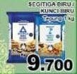 Promo Harga Segitiga Biru/ Kunci Biru Tepung Terigu 1kg  - Giant