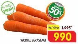 Promo Harga Wortel Berastagi per 100 gr - Superindo