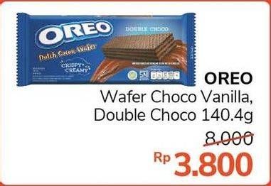 Promo Harga OREO Wafer Choco Vanilla, Double Choco 140 gr - Alfamidi