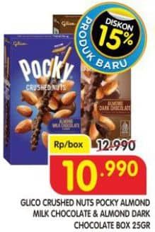 Promo Harga Glico Pocky Stick Crushed Nuts Almond Dark Chocolate, Milky 25 gr - Superindo