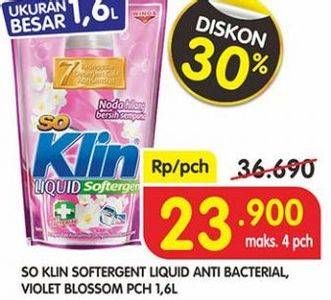 Promo Harga SO KLIN Liquid Detergent + Anti Bacterial Biru, + Anti Bacterial Violet Blossom 1600 ml - Superindo