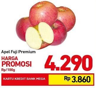 Promo Harga Apel Fuji Premium per 100 gr - Carrefour