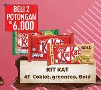 Promo Harga KIT KAT Chocolate 4 Fingers Green Tea, Gold per 2 pouch - Hypermart