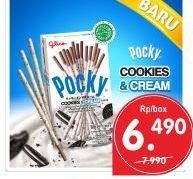 Promo Harga GLICO POCKY Stick Cookies Cream 70 gr - Superindo