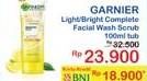Promo Harga GARNIER Light Complete Brightening Scrub 100 ml - Indomaret