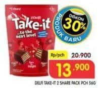 Promo Harga Delfi Take It Wafer 2 Fingers  - Superindo