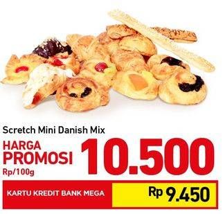 Promo Harga Scretch Mini Danish Mix per 100 gr - Carrefour