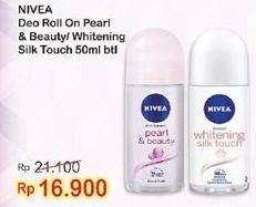 Promo Harga NIVEA Deo Roll On Pearl Beauty, Silk Touch 50 ml - Indomaret