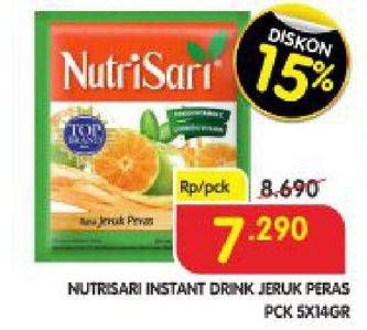 Promo Harga NUTRISARI Powder Drink Jeruk Peras per 5 sachet 14 gr - Superindo