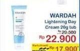 Promo Harga WARDAH Lightening Day Cream 20 gr - Indomaret