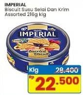 Promo Harga Imperial Biscuit Susu Selai Dan Krim Assorted 216 gr - Indomaret