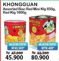 Promo Harga KHONG GUAN Assorted Biscuit Red 1600 gr - Alfamart