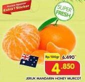 Promo Harga Jeruk Mandarin Honey Murcot per 100 gr - Superindo