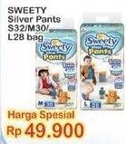 Promo Harga Sweety Silver Pants L28, M30, S32 28 pcs - Indomaret