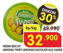 Promo Harga NISSIN Cookies Lemonia Twist Lemon Chocolate 360 gr - Superindo