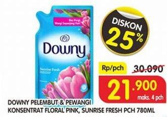 Promo Harga DOWNY Pewangi Pakaian Floral Pink, Sunrise Fresh 780 ml - Superindo