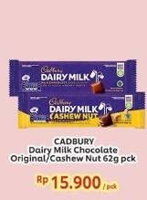 Promo Harga Cadbury Dairy Milk Cashew Nut, Original 62 gr - Indomaret