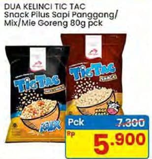 Promo Harga Dua Kelinci Tic Tac Sapi Panggang, Mix, Mie Goreng 80 gr - Indomaret
