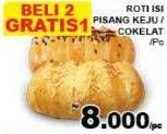 Promo Harga Roti Isi Pisang Keju, Cokelat  - Giant