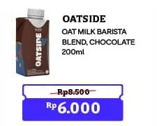 Promo Harga Oatside UHT Milk Barista Blend, Chocolate 200 ml - Indomaret