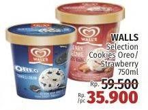 Promo Harga Walls Selection Oreo Cookies Cream, Strawberry Cheesecake 750 ml - LotteMart