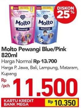 Promo Harga MOLTO Pewangi Pink, Blue 820 ml - Carrefour