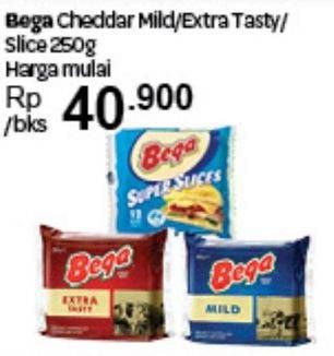 Promo Harga Cheddar Cheese Mild / Extra Tasty / Super Slices 250g  - Carrefour